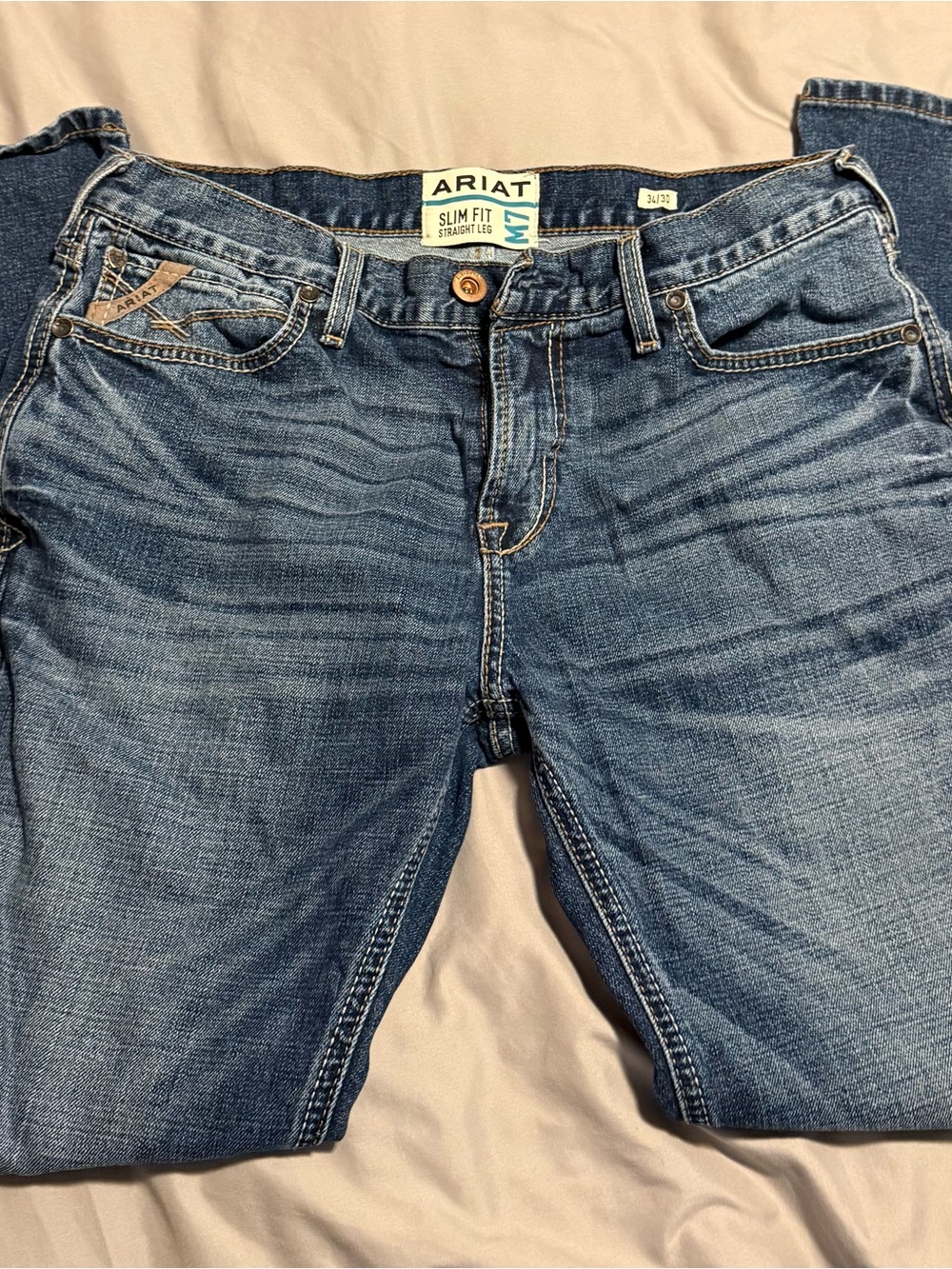 Ariat Men’s Slim Straight Denim Jeans - Medium Blue Wash size 34/30